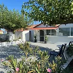 Sea View Theoni * Κατάκολο