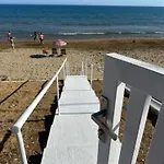 Feriehus Sea View Theoni *