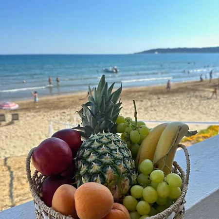 펜션 Sea View Theoni 카타콜론