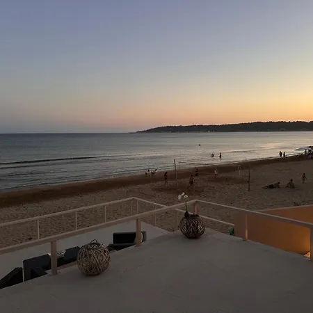 Sea View Theoni 펜션